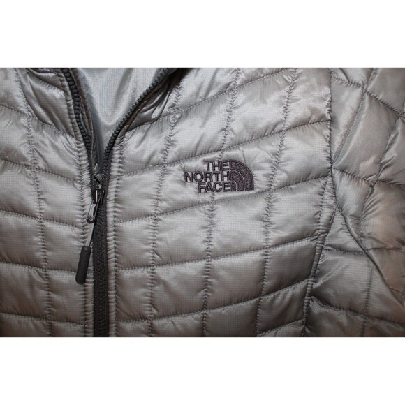 THE NORTH FACE WOMEN'S THERMABALL PUFFER JACKET GRAY SZ M NWT $200 - Picture 4 of 6